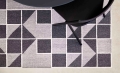 Szary dywan geometryczny wełniany