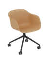 Krzesło na kółkach FIBER skorupa z kompozytu MUUTO