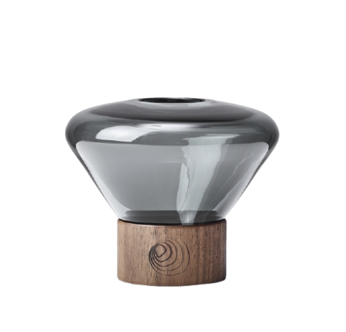 Świecznik MUFFIN CADLEHOLDER orzech amerykański Brokis