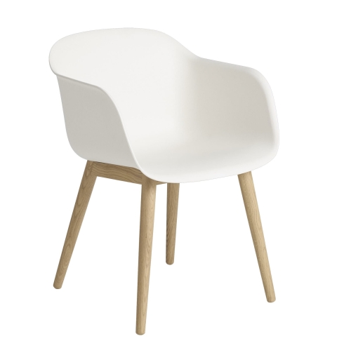 Krzesło FIBER białe na dębowych nogach MUUTO