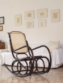 Fotel bujany DONDOLO_591 tapicerowany / rattanowy TON