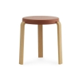 Stołek TAP dębowy Normann Copenhagen karmelowy