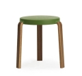 Stołek TAP orzech amerykański Normann Copenhagen oliwkowy