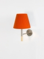 Lampa ścienna BC2 SantaCole czerwono-miodowa