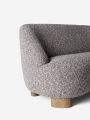 Sofa MARGAS LC3 na nóżkach AndTradition Zero 011