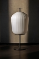 Lampa podłogowa PLISSÉE ClassiCon