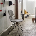 Krzesło WIRE CHAIR DKW tapicerowane Vitra