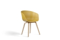 Krzesło AAC 22 HAY musztardowe / dąb lakierowany