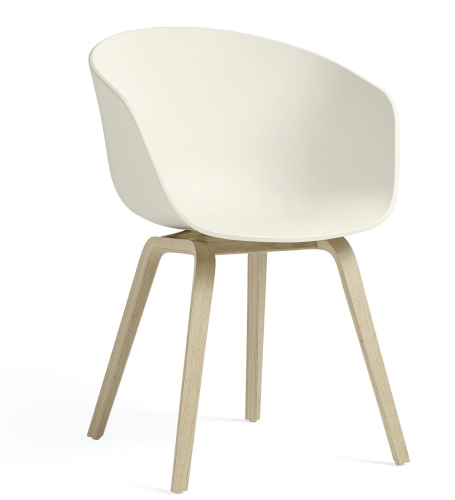 Krzesło AAC 22 dębowe nogi HAY kremowe