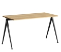Stół / biurko PYRAMID TABLE 01 HAY czarna rama, blat dąb lakierowany