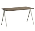 Stół / biurko PYRAMID TABLE 01 HAY rama beżowa