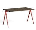 Stół / biurko PYRAMID TABLE 01 HAY czerwona rama