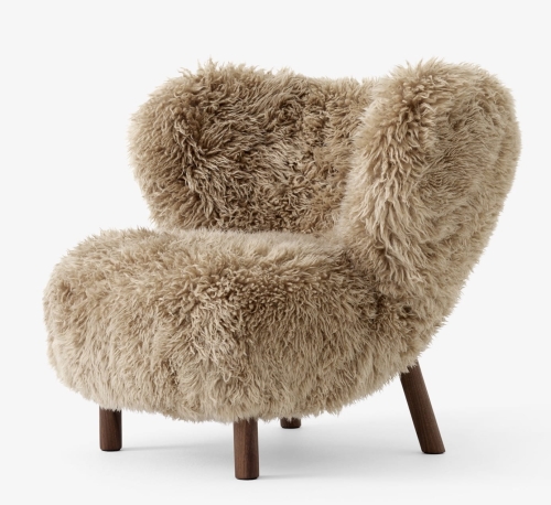 Fotel LITTLE PETRA VB1 Sheepskin 50 mm AndTradition