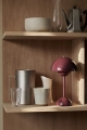 Lampa bezprzewodowa FLOWERPOT VP9 śliwkowy AndTradition