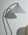Lampa podłogowa TIMBERLINE Gubi