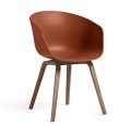Krzesło AAC 22 nogi orzech amerykański HAY AAC 22 orange shell_wb lacquer walnut base.jpg