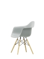 Krzesło EAMES PLASTIC DAW drewniane nogi Vitra light grey - 65 ash honey -