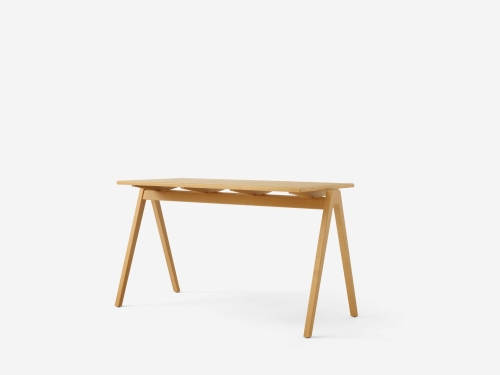 Daystak_Table_RD2-RD3_Beech_Angled_front.jpg
