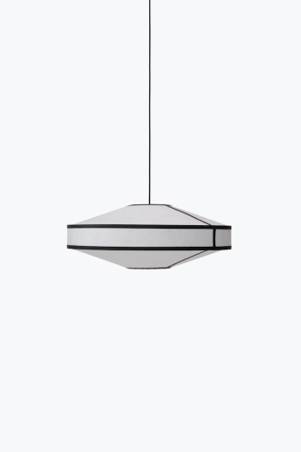 1725263828-new-works_packshot_23130_kite-pendant-lamp-75_white-black.png