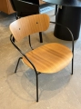 Fotel PAVILION AV5 &Tradition ekspozycyjny
